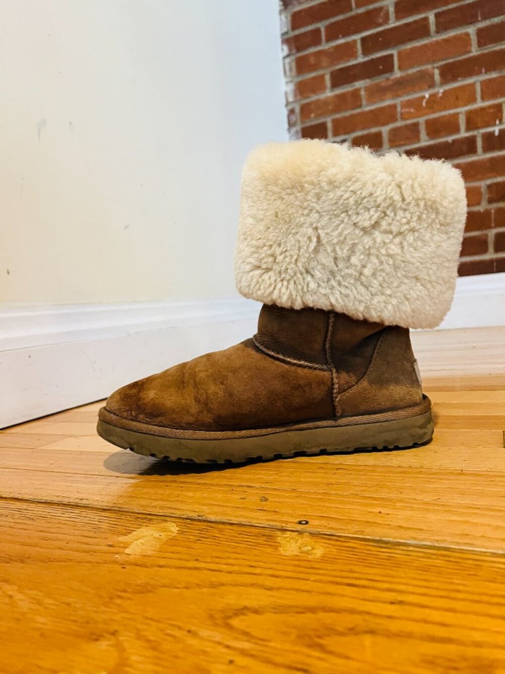 Women’s Ugg Classic Tall II Sheepskin Pull-On Boots SIze 9 - Picture 4 of 16